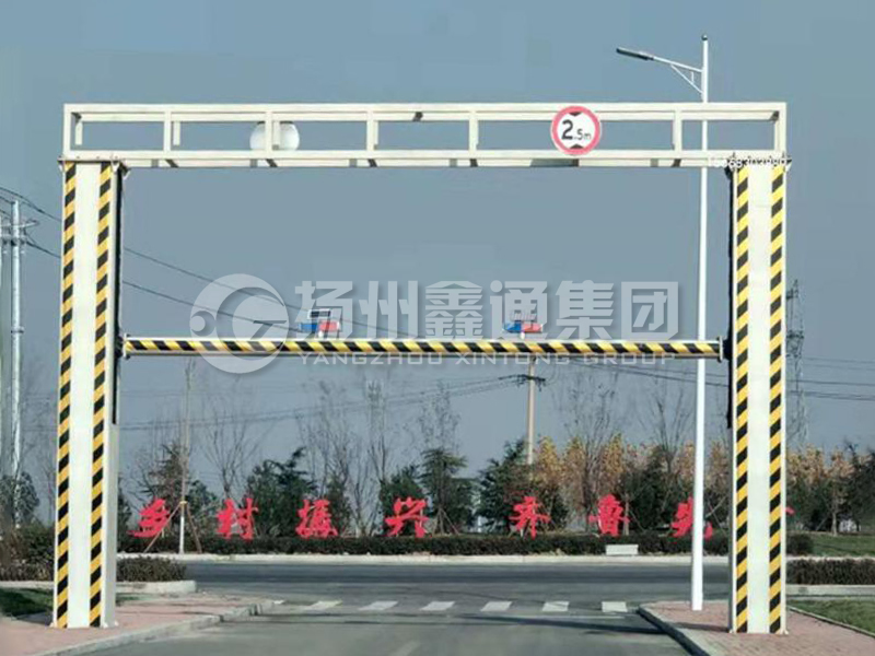 LMJ-028，升降式限高龍門架