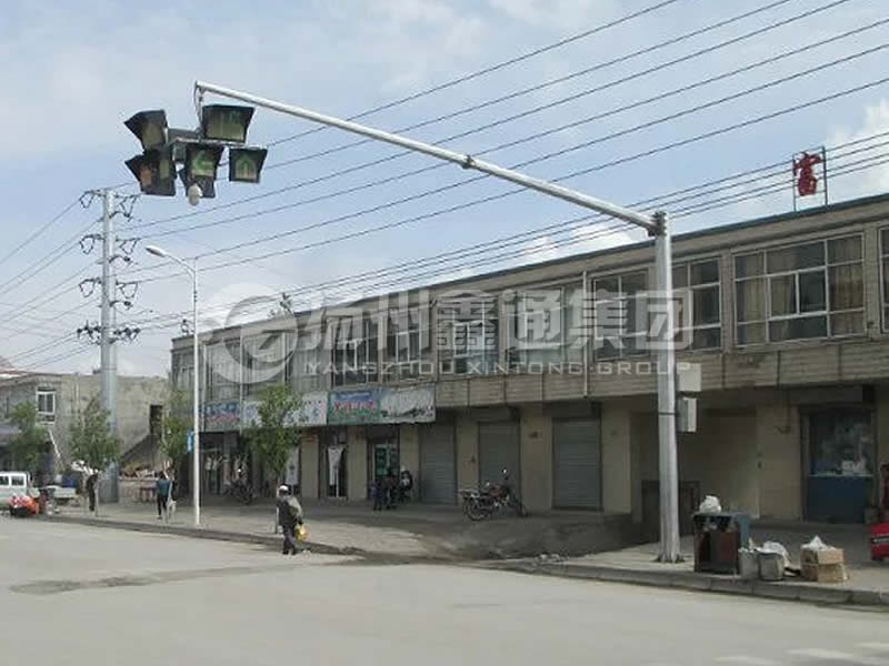 XHDG-066，吊籠式信號燈桿